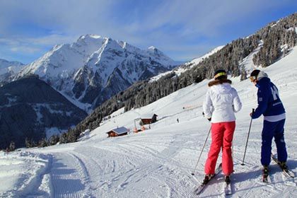 women-ski-course